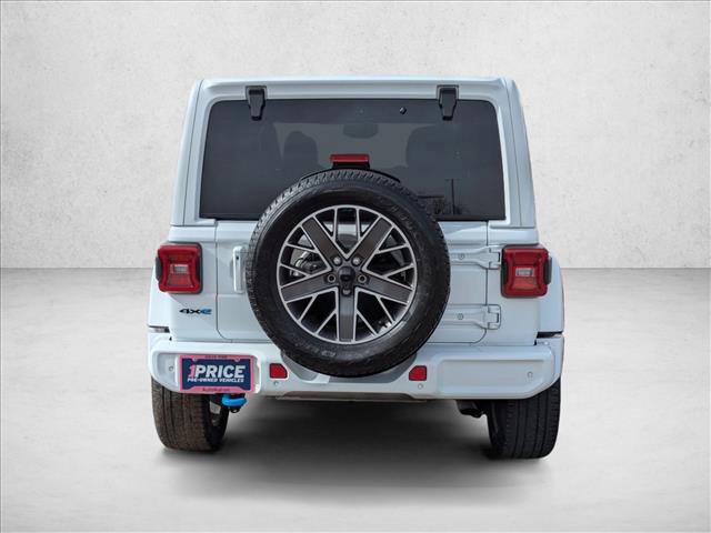 Used 2022 Jeep Wrangler Unlimited Sahara image 7