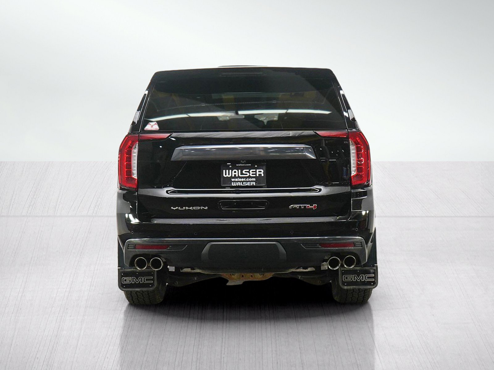 Used 2022 GMC Yukon AT4 w/ AT4 Premium Package AWD/4WD image 6