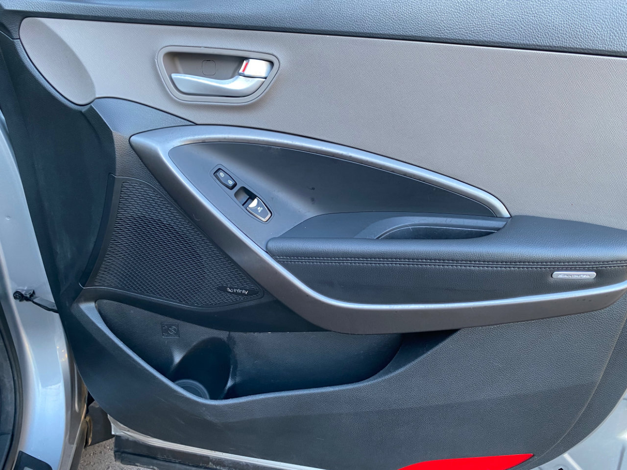 Used 2017 Hyundai Santa Fe SE Ultimate 3.3L Auto w/ SE Ultimate Tech Package 03 image 53