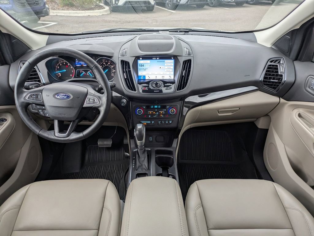 Used 2019 Ford Escape Titanium image 15