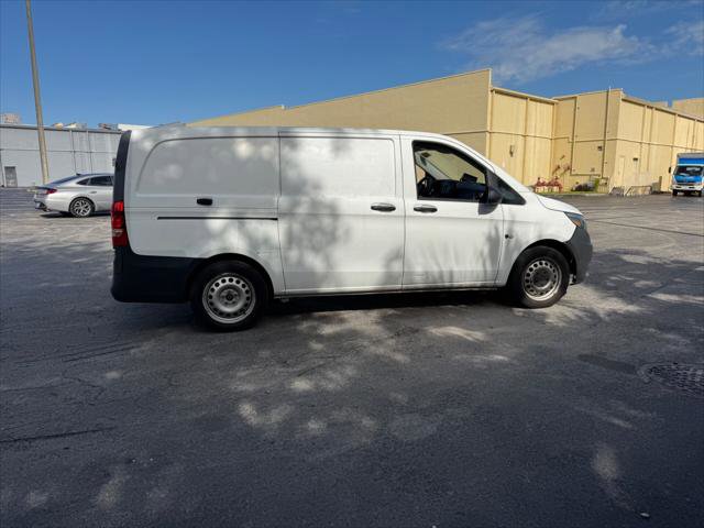 Used 2016 Mercedes-Benz Metris w/ Eco Stop/Start Package image 13