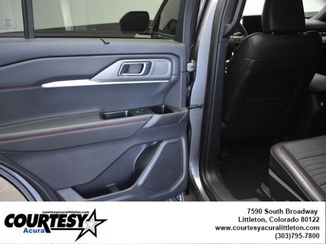 Used 2025 Ford Explorer ST-Line w/ Premium Package image 20