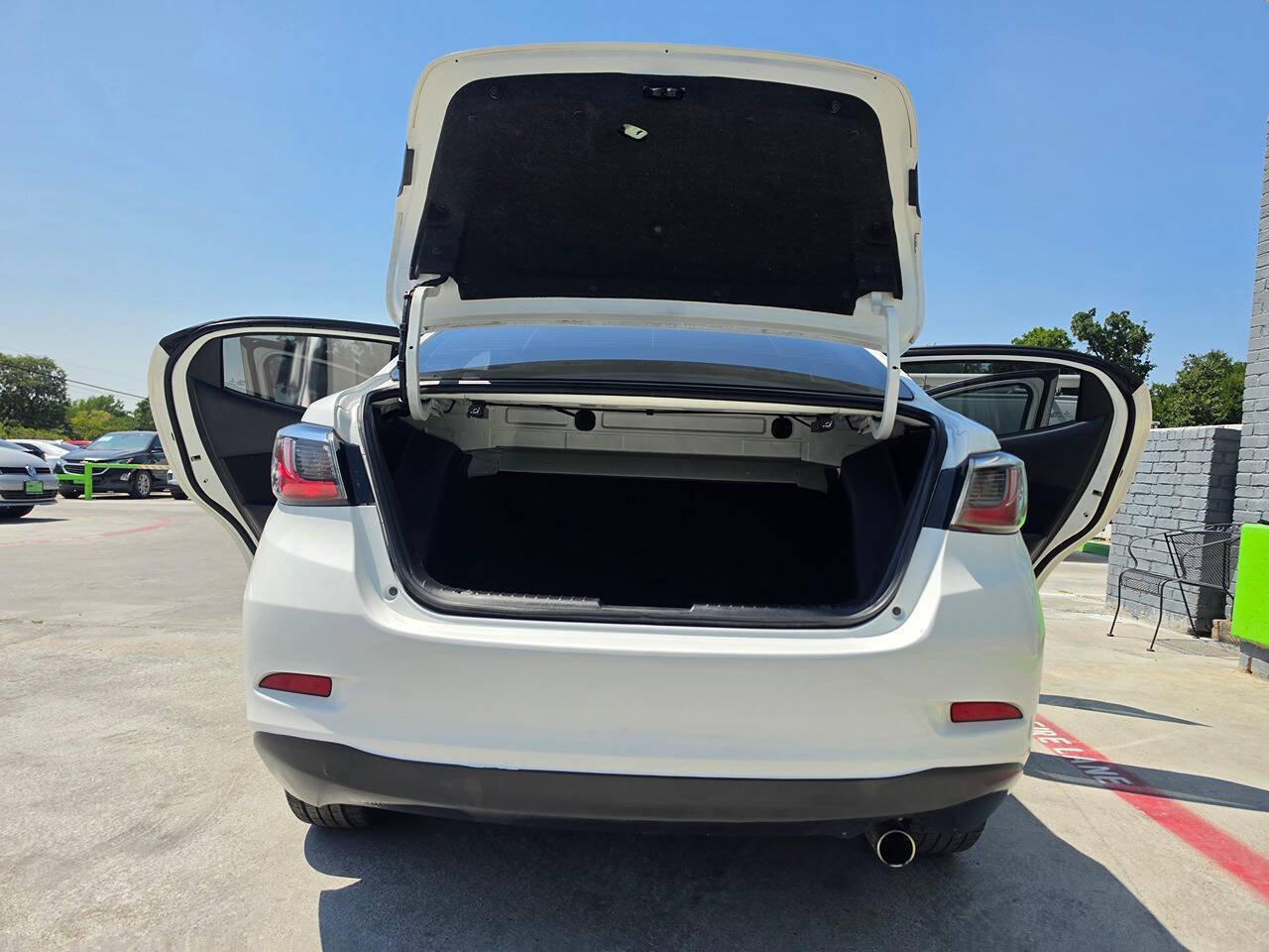 Used 2016 Scion iA FWD image 26