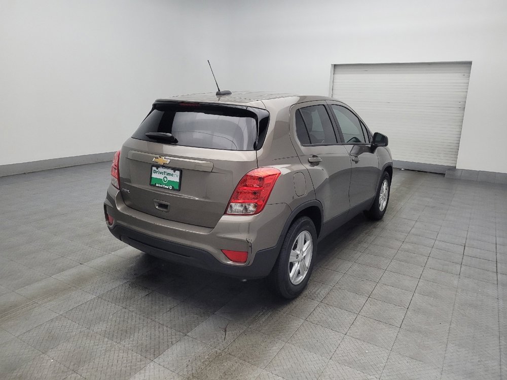 Used 2021 Chevrolet Trax LS w/ Tint and Cruise Package image 9