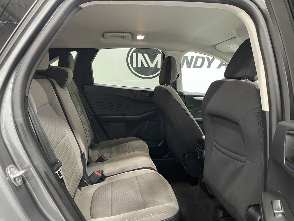 Used 2022 Ford Escape SE w/ Cold Weather Package image 29