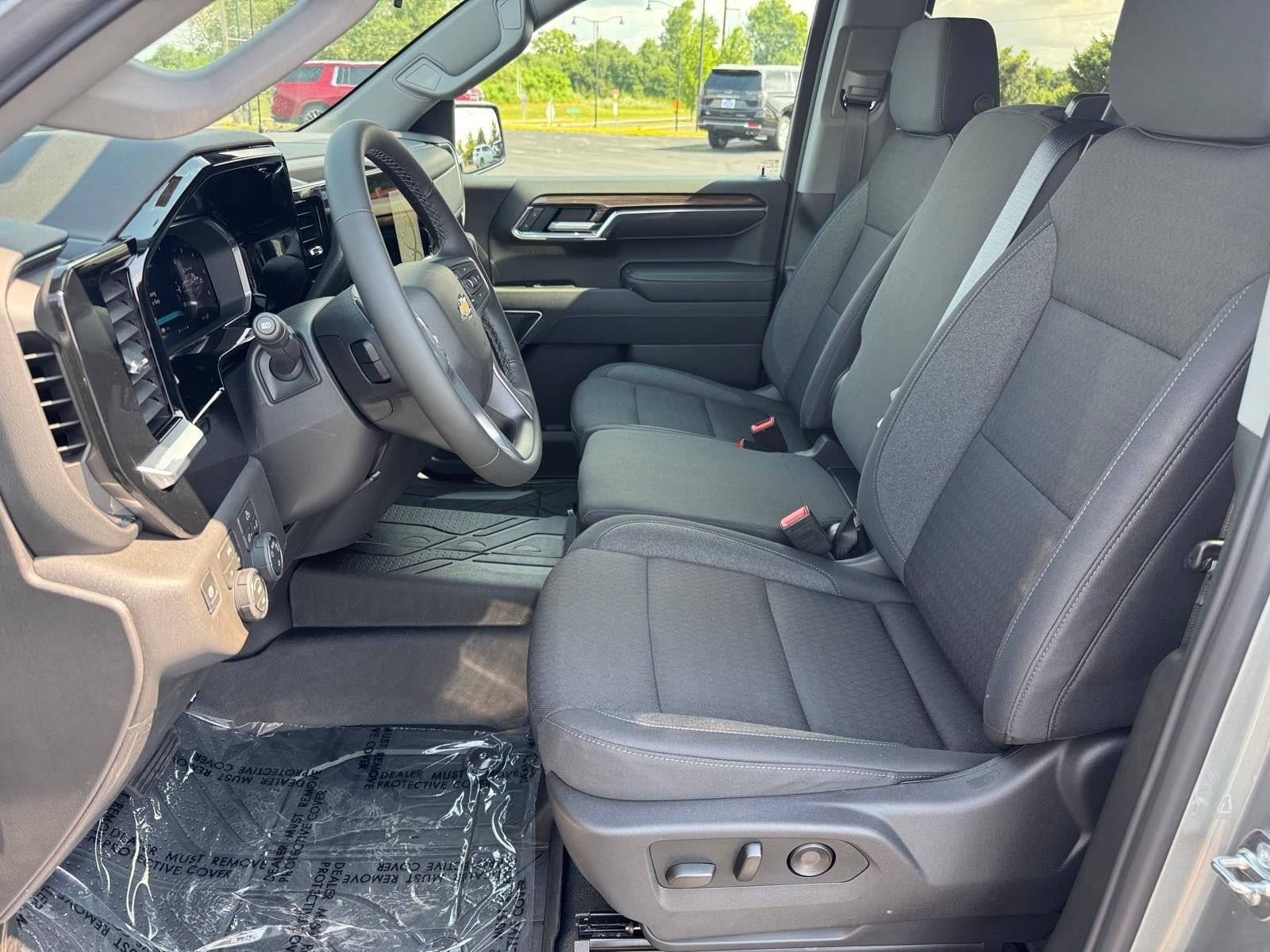 New 2026 Chevrolet Silverado 1500 LT w/ Protection Package AWD/4WD image 5