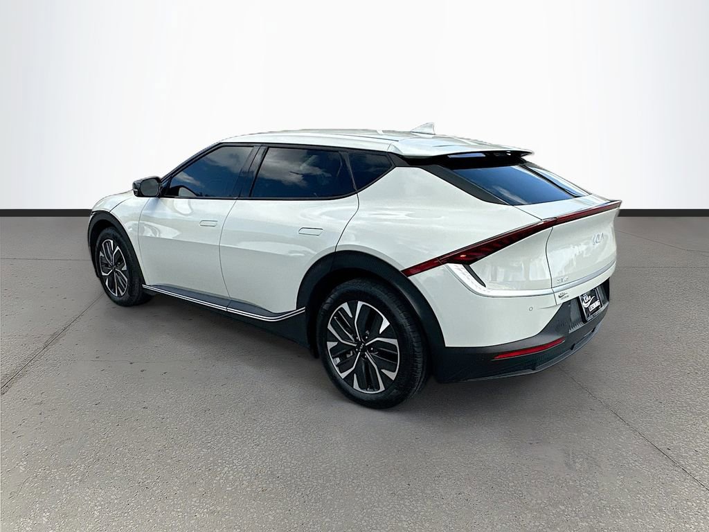 Certified 2024 Kia EV6 Light RWD image 5