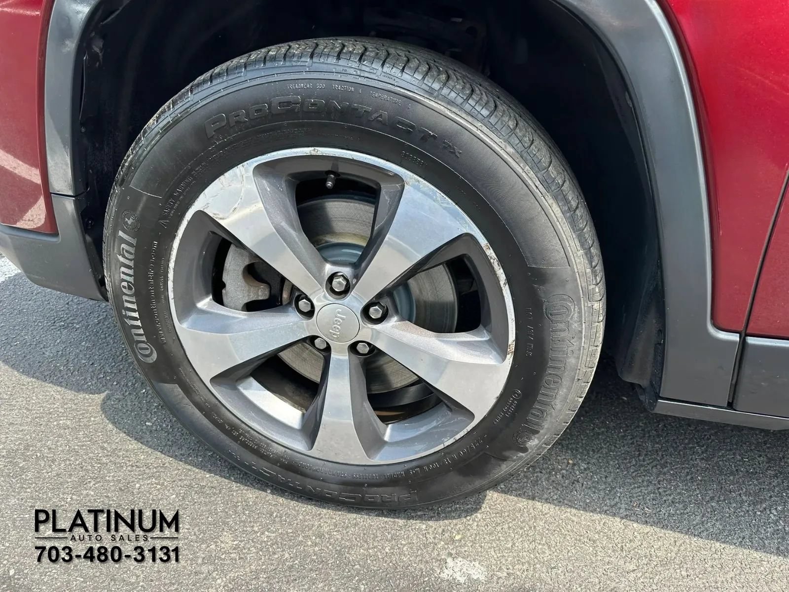Used 2019 Jeep Cherokee Limited AWD/4WD image 25