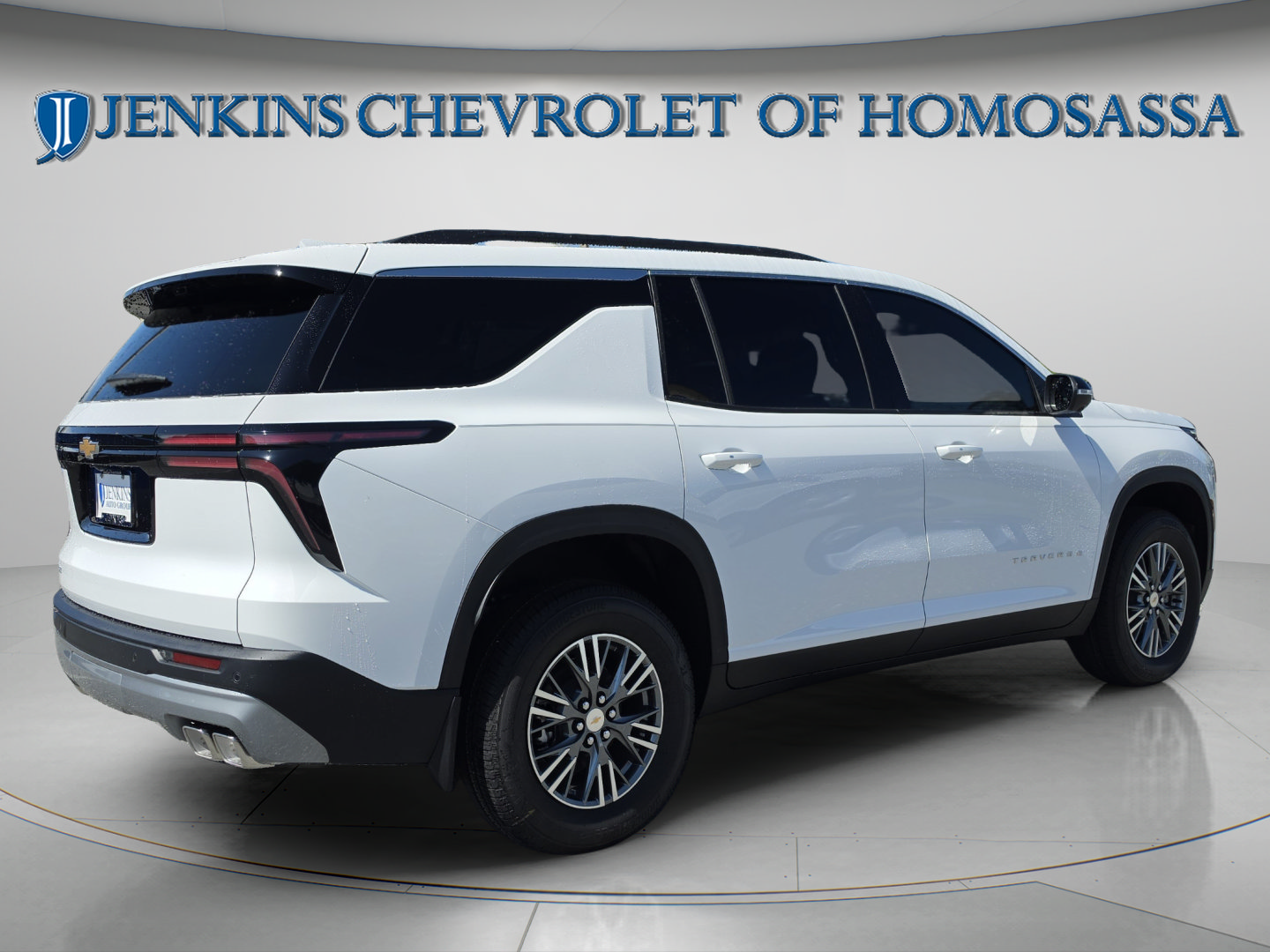 New 2027 Chevrolet Traverse LT w/ Driver Confidence Package FWD image 4