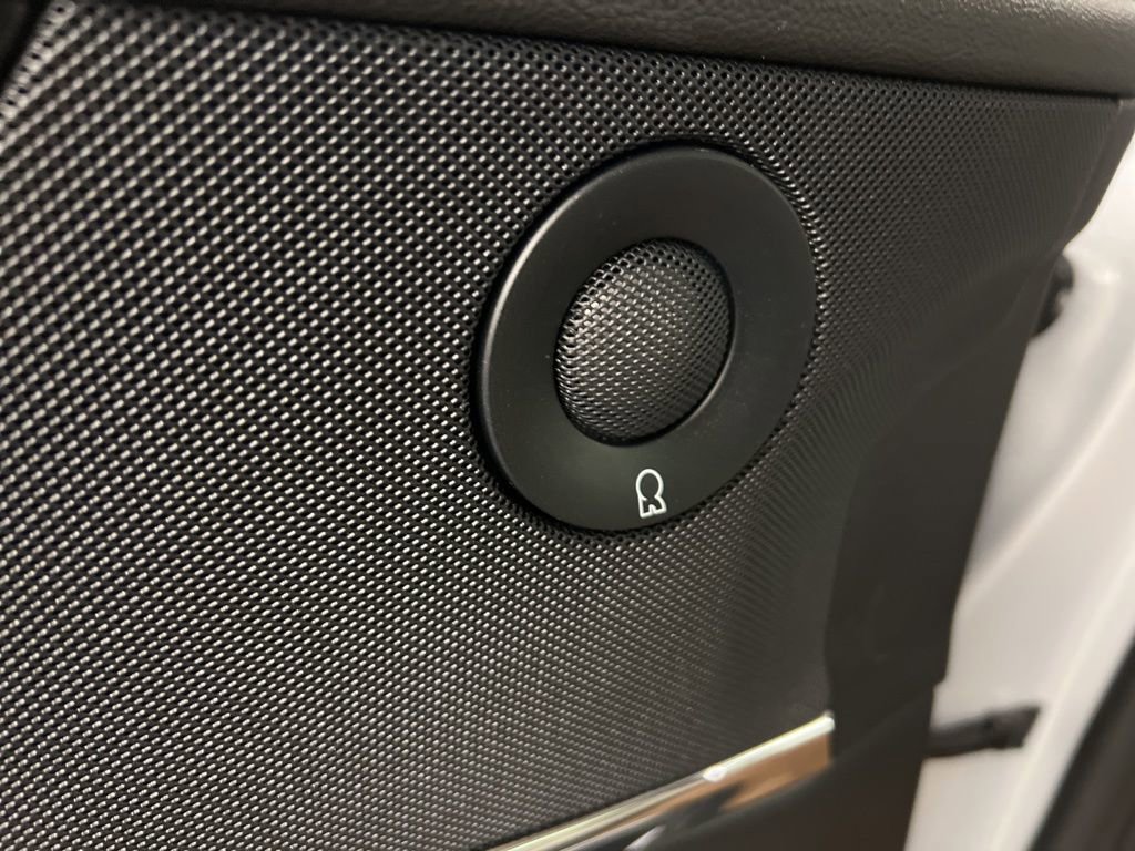 Used 2025 Lincoln Corsair Grand Touring w/ Equipment Group 302A image 28