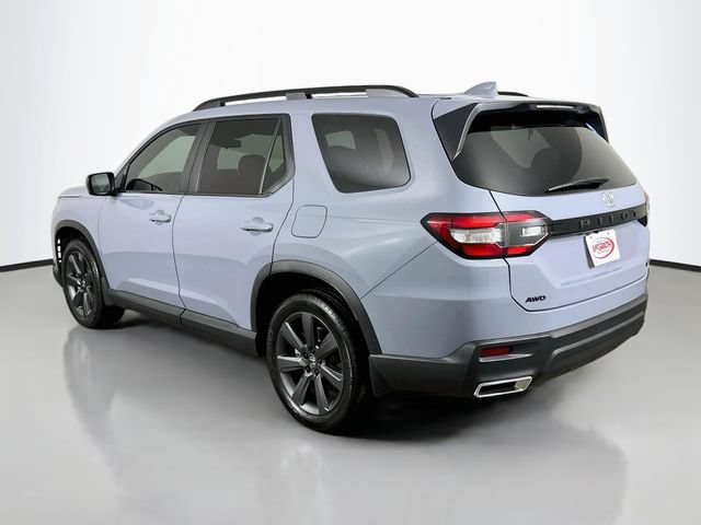 Certified 2025 Honda Pilot Sport image 17