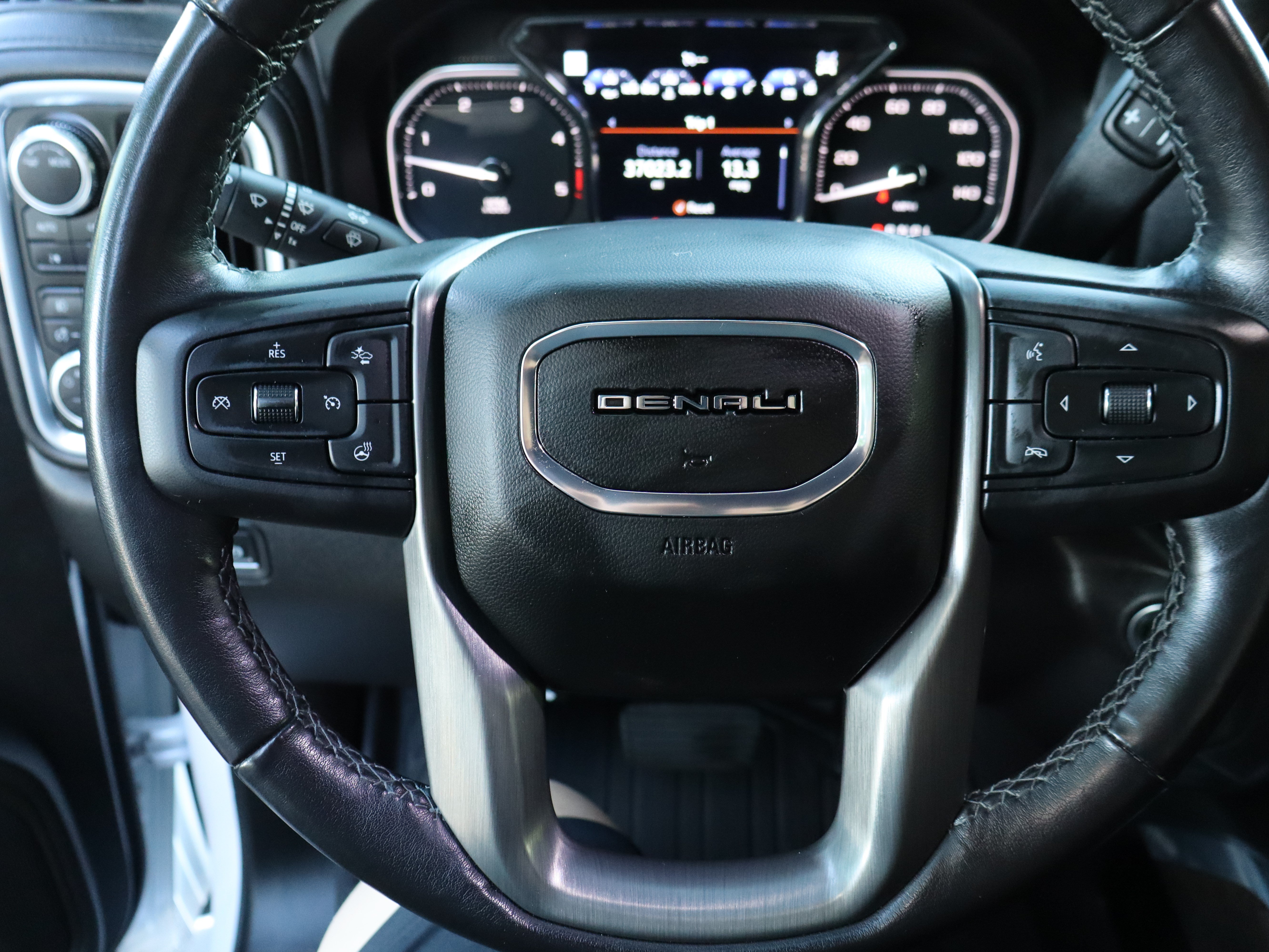 Used 2022 GMC Sierra 3500 Denali AWD/4WD image 77