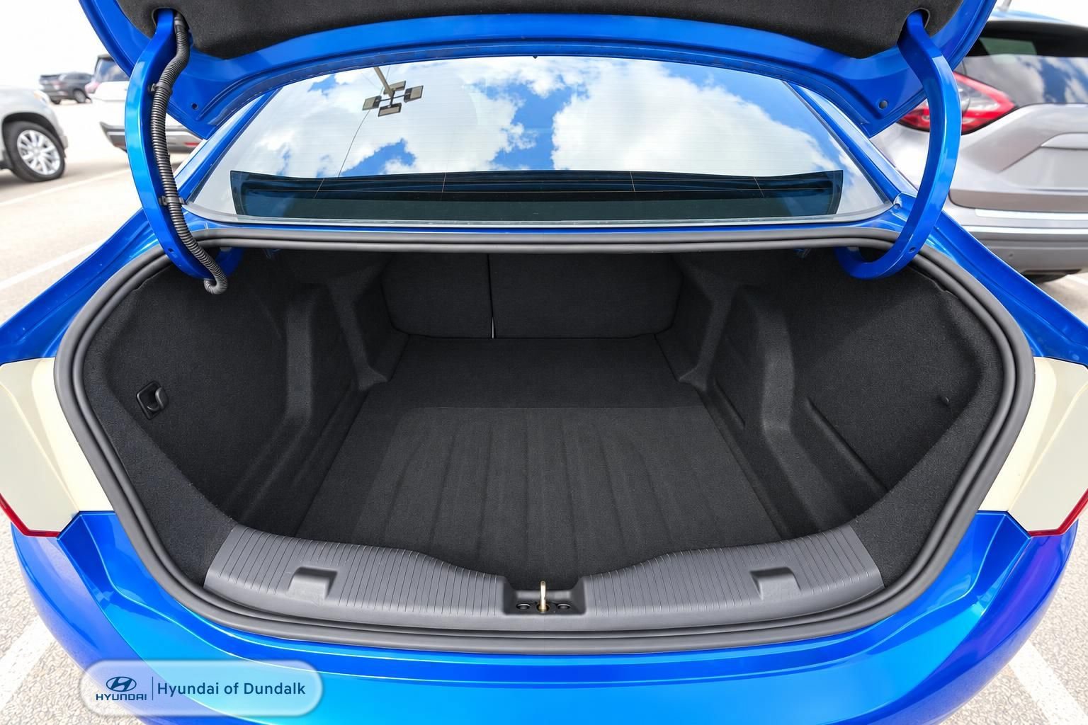 Used 2016 Chevrolet Cruze LT w/ Convenience Package FWD image 13