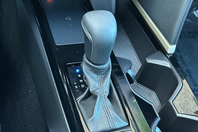 Used 2025 Toyota Camry XSE FWD image 17