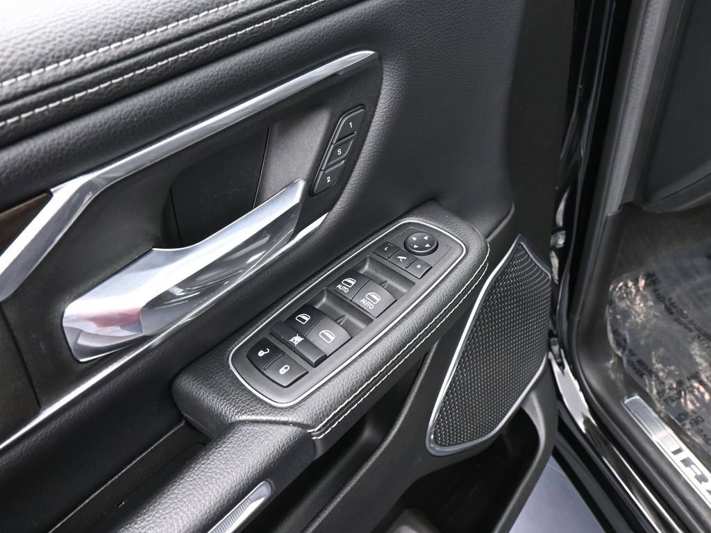 Used 2022 RAM 1500 Laramie image 13