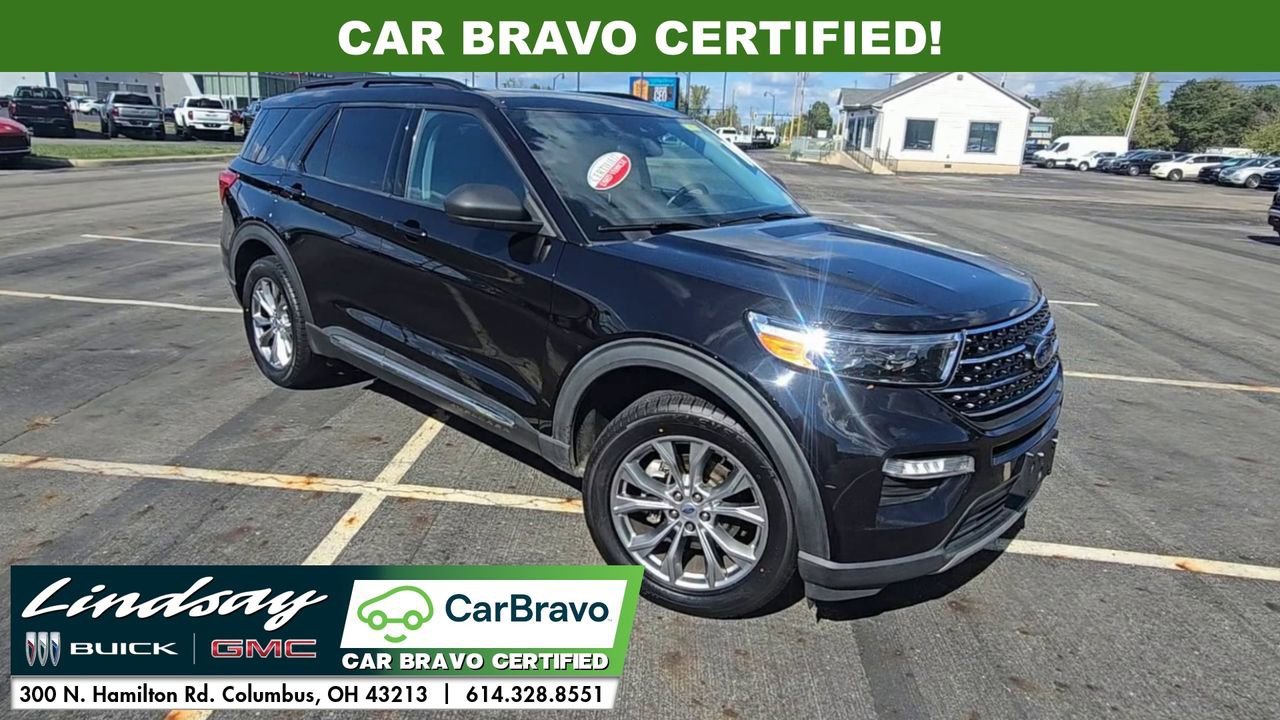 Used 2021 Ford Explorer XLT image 2