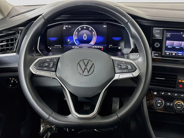 Certified 2024 Volkswagen Jetta SE FWD image 12