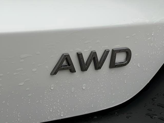 Certified 2025 Nissan Kicks SV image 11