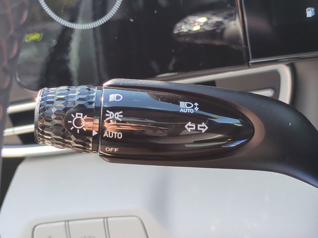 New 2026 Hyundai Elantra Limited image 29