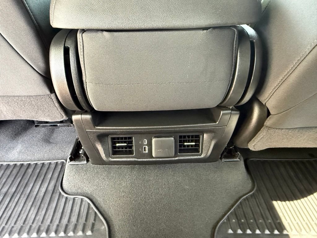 Used 2025 Chevrolet Silverado 1500 LT AWD/4WD image 22