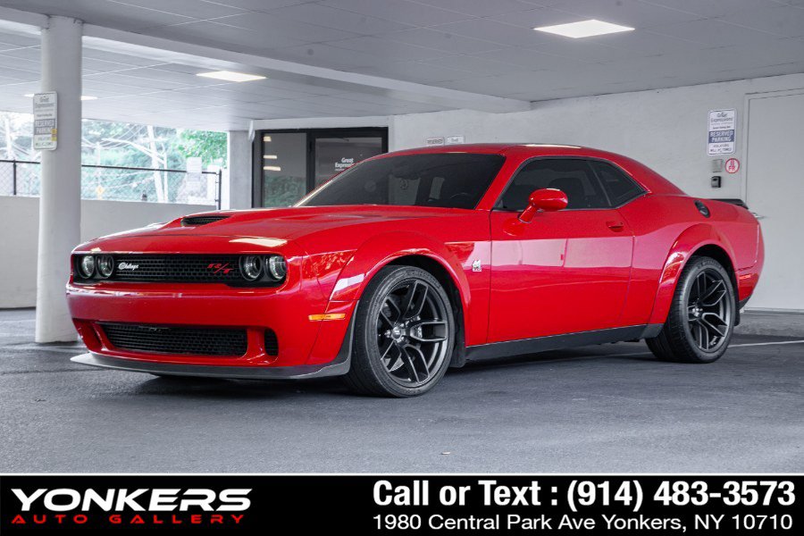 Used 2022 Dodge Challenger R/T Scat Pack RWD image 1