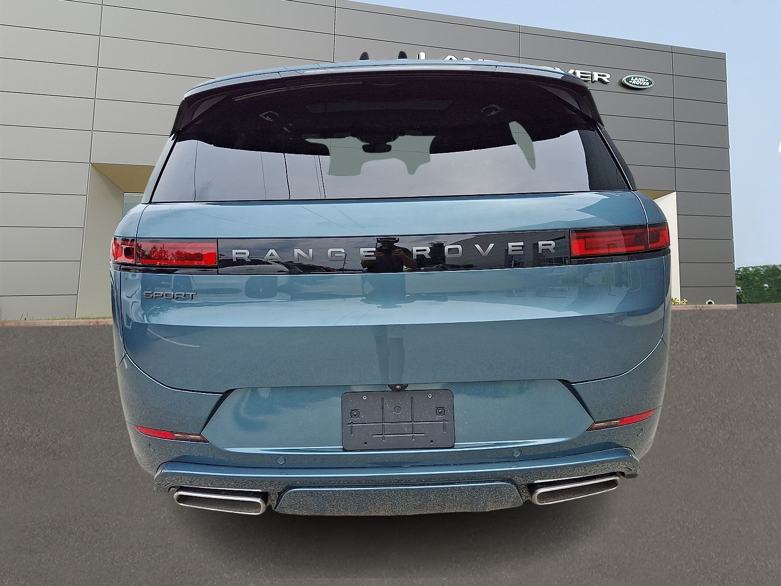 New 2026 Land Rover Range Rover Sport Dynamic SE AWD/4WD image 7