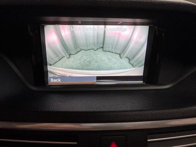 Used 2010 Mercedes-Benz E 350 4MATIC Sedan image 26