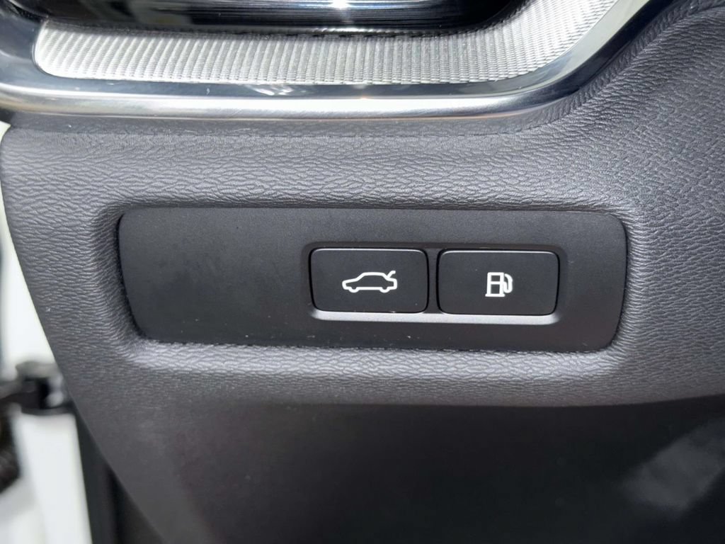 Used 2024 Volvo V60 T8 Polestar w/ Protection Package Premier AWD/4WD image 27