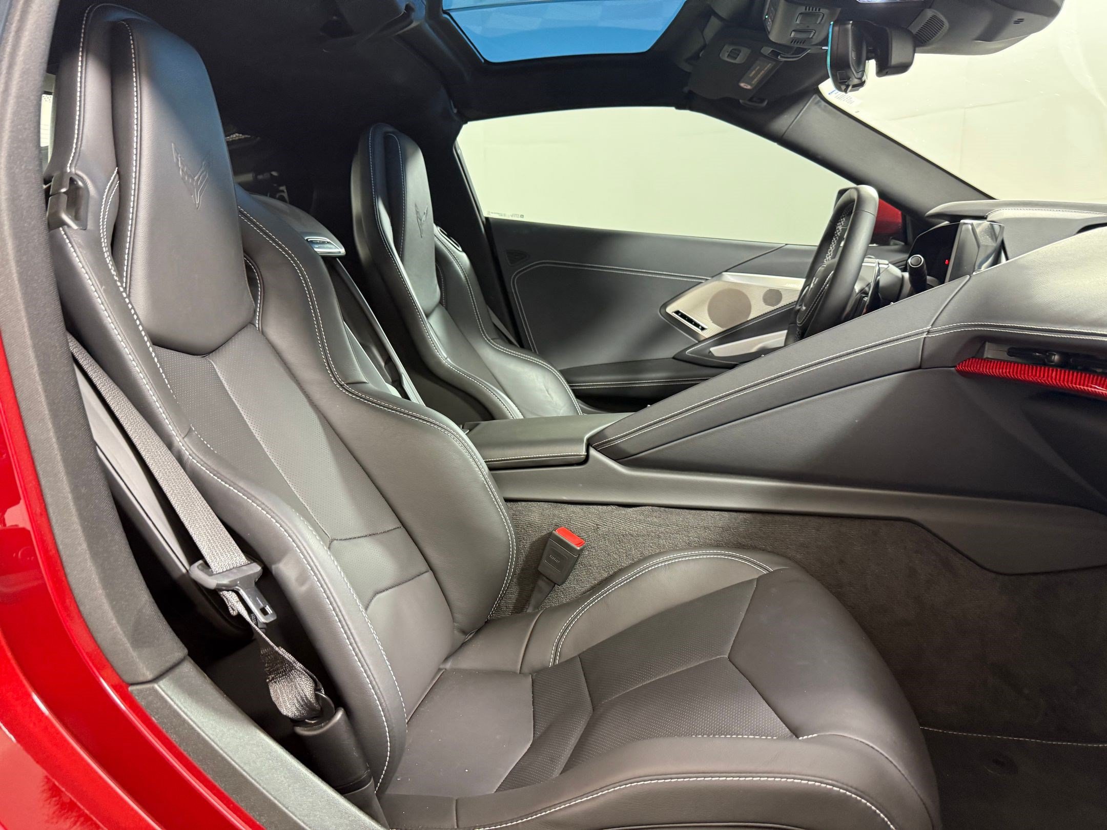 Used 2025 Chevrolet Corvette Stingray Preferred Cpe w/ 2LT RWD image 20