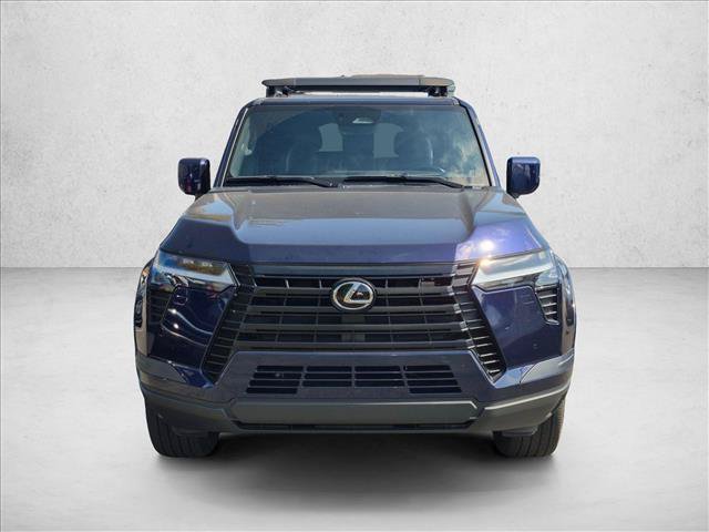 Used 2024 Lexus GX 550 w/ Cold Area Package AWD/4WD image 3