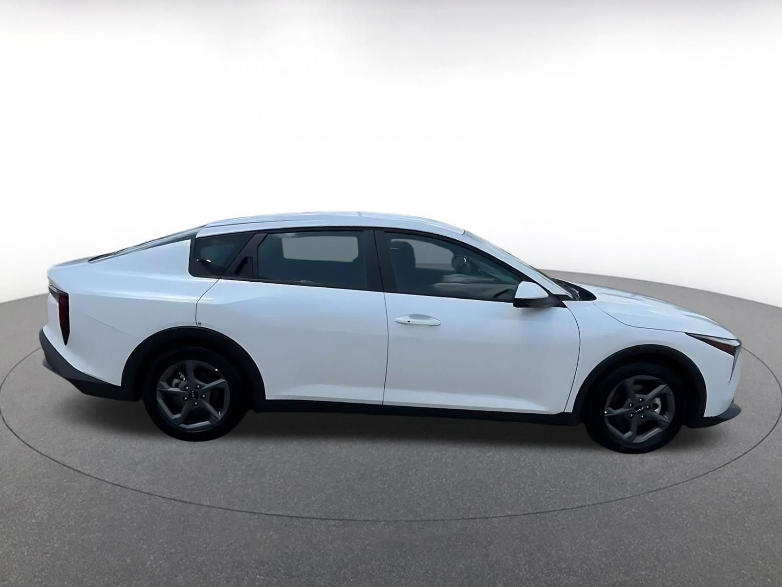 Used 2026 Kia K4 FWD image 15