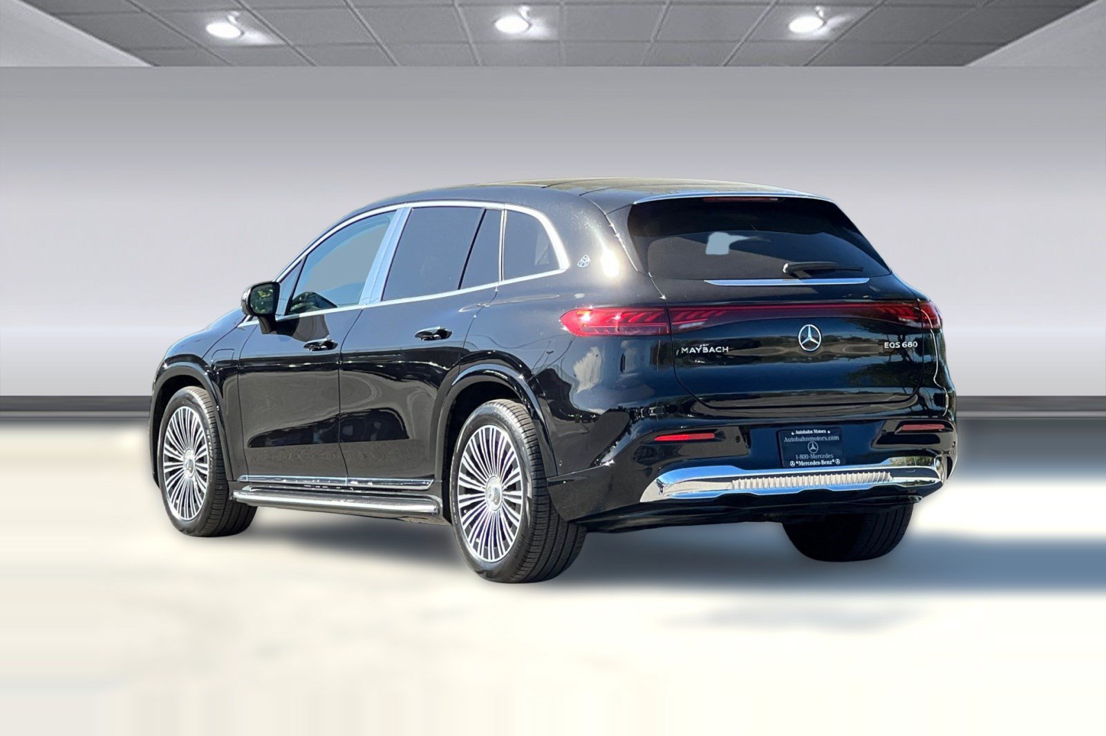 Certified 2024 Mercedes-Benz Maybach EQS 680 4MATIC image 3