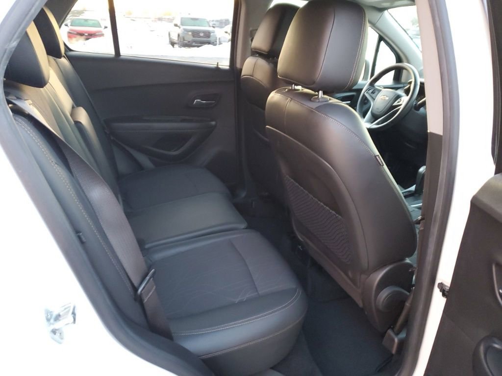 Used 2019 Chevrolet Trax LT w/ LT Convenience Package image 30