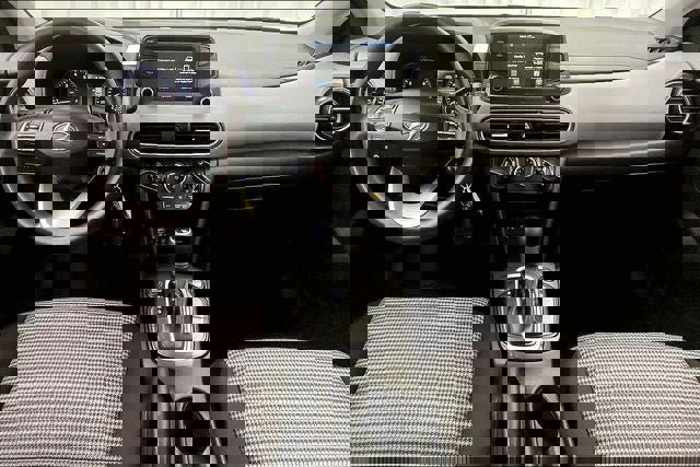 Used 2021 Hyundai Kona SE image 14