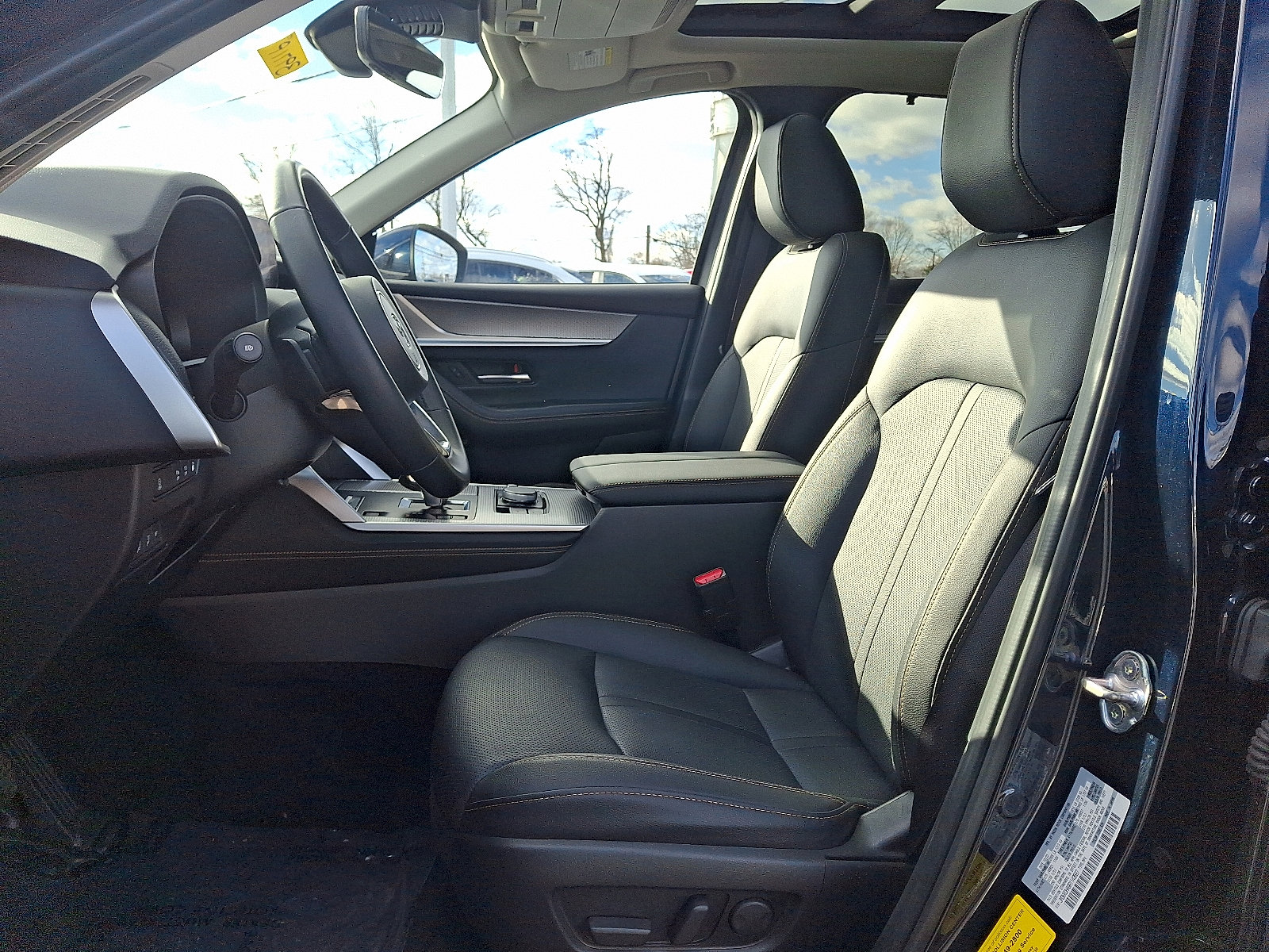 Certified 2024 MAZDA CX-90 Plug-In Hybrid w/ Premium Pkg image 15