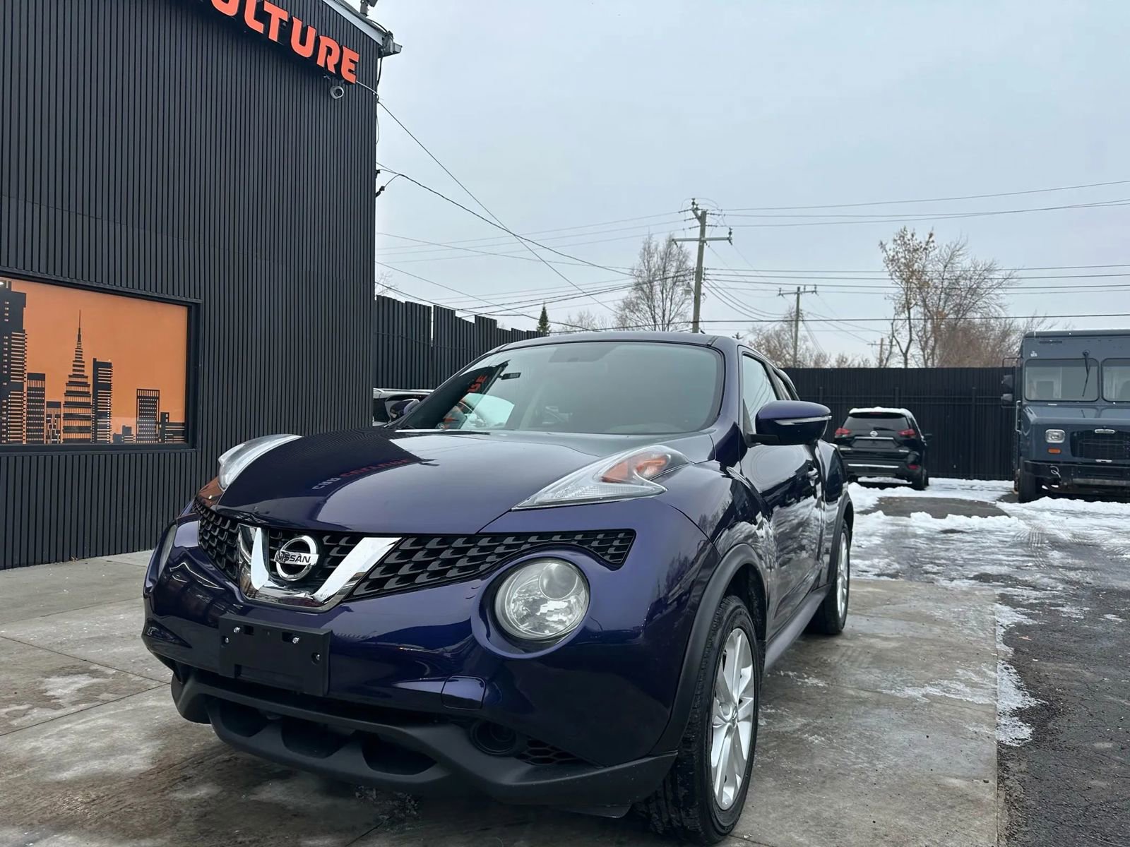 Used 2016 Nissan Juke SV w/ Technology Package