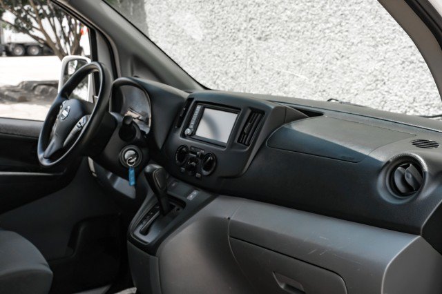 Used 2020 Nissan NV200 SV FWD image 18