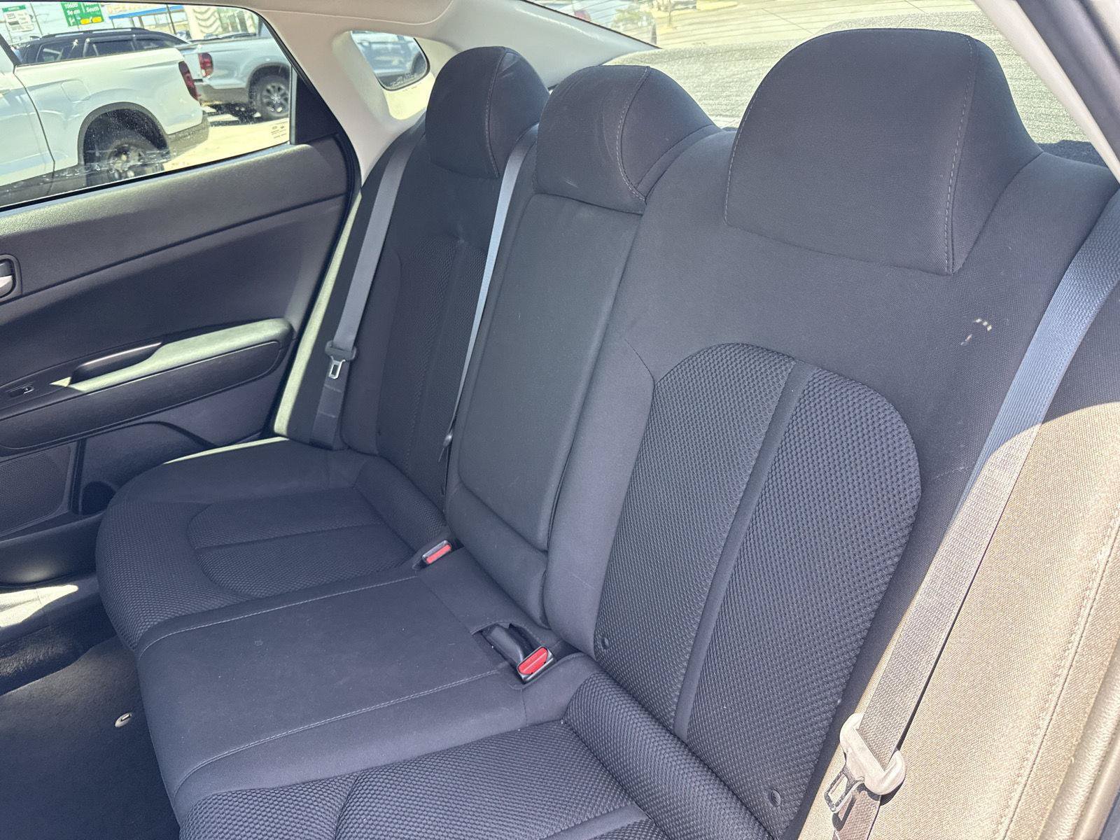 Used 2019 Kia Optima LX FWD image 18