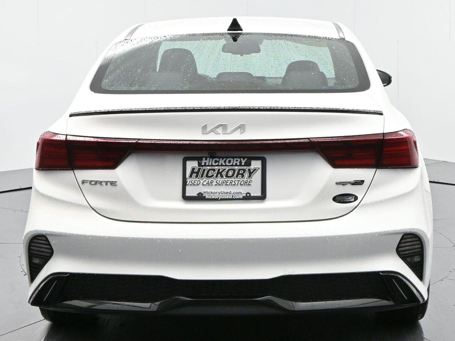 Used 2022 Kia Forte GT-Line w/ GT-Line Premium Package FWD image 6