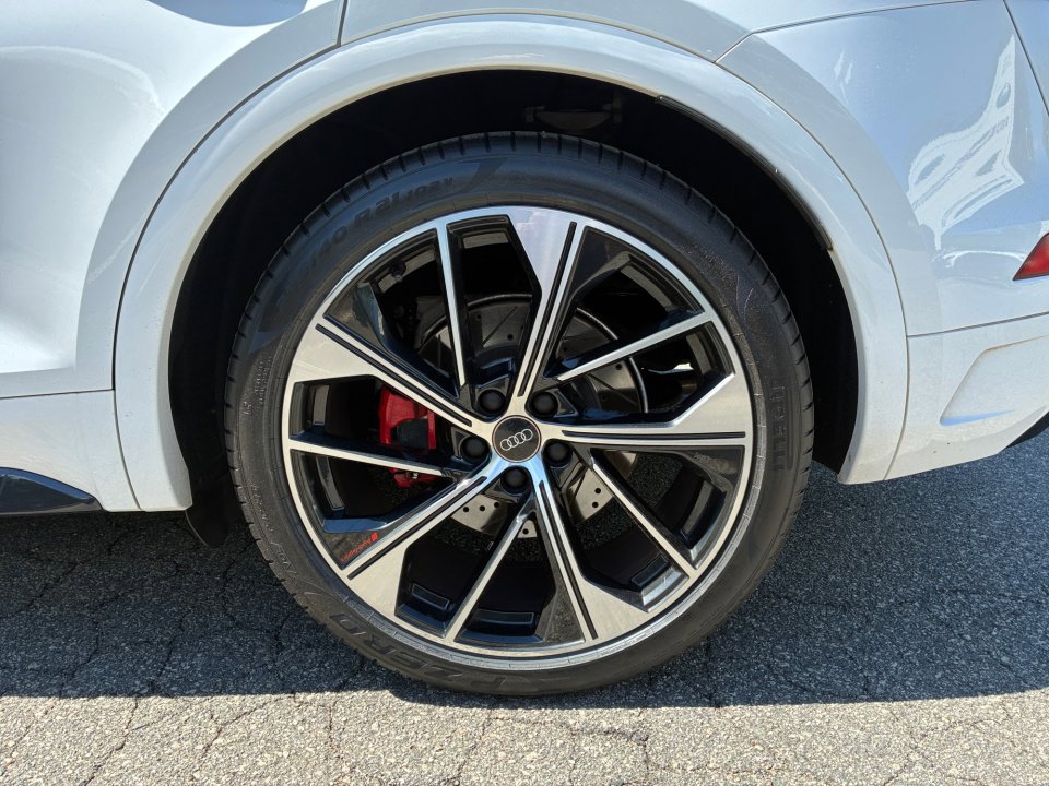 Used 2021 Audi SQ5 Premium Plus w/ Premium Plus Package AWD/4WD image 25