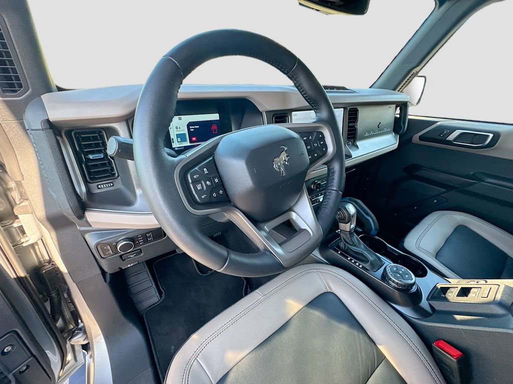 Used 2024 Ford Bronco Wildtrak image 9