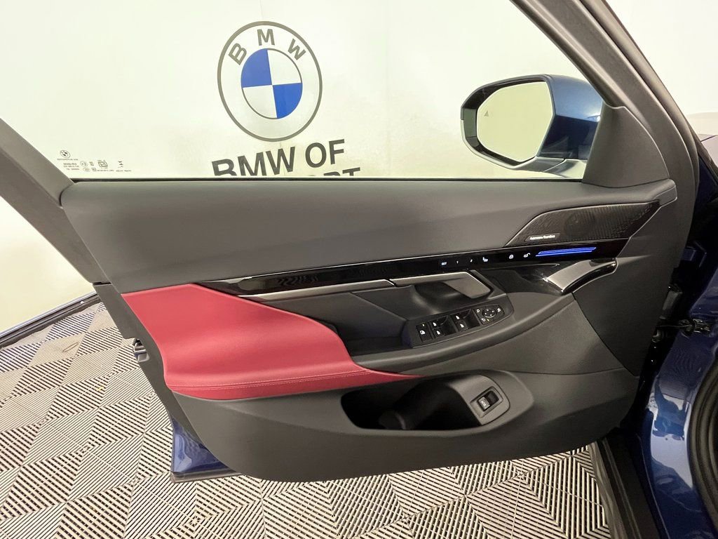 Certified 2025 BMW 530i xDrive 530i xDrive image 28