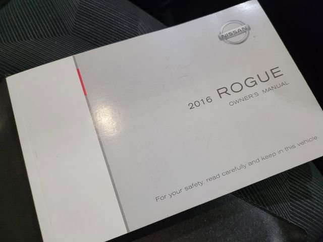Used 2016 Nissan Rogue SV image 46