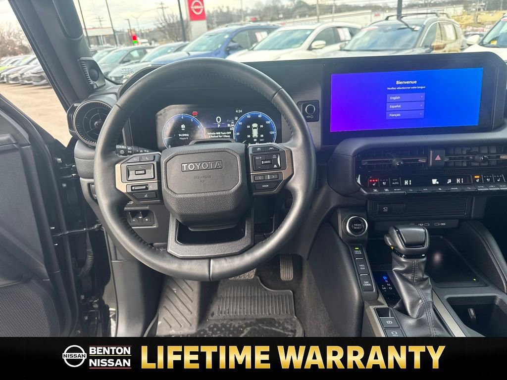 Used 2024 Toyota Land Cruiser image 17