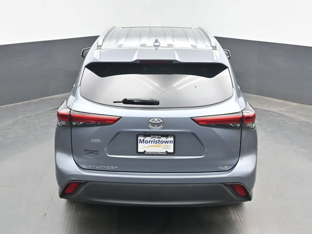 Used 2021 Toyota Highlander XLE FWD image 40