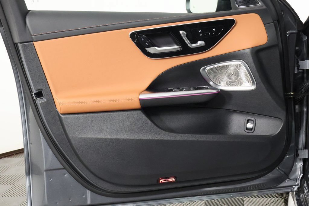 New 2026 Mercedes-Benz C 300 Sedan image 7