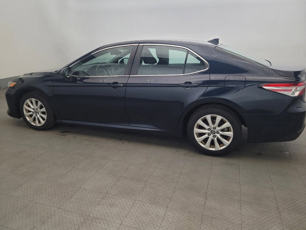 Used 2019 Toyota Camry LE FWD image 3