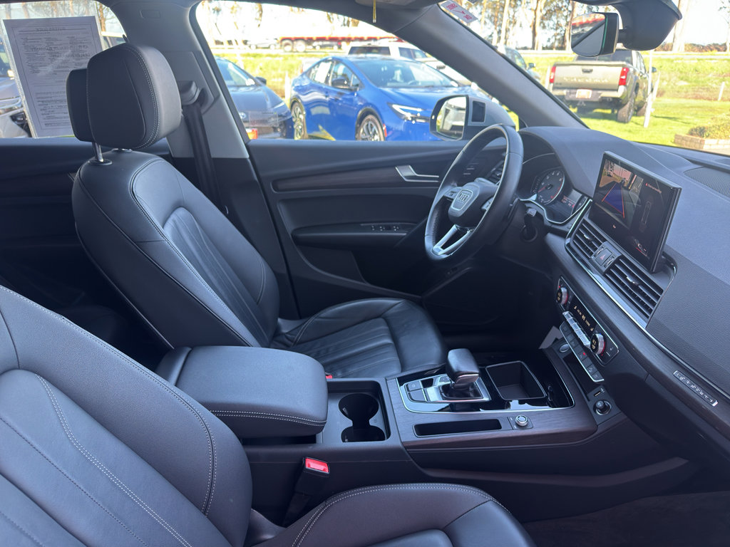 Used 2023 Audi Q5 2.0T Premium w/ Convenience Package image 19
