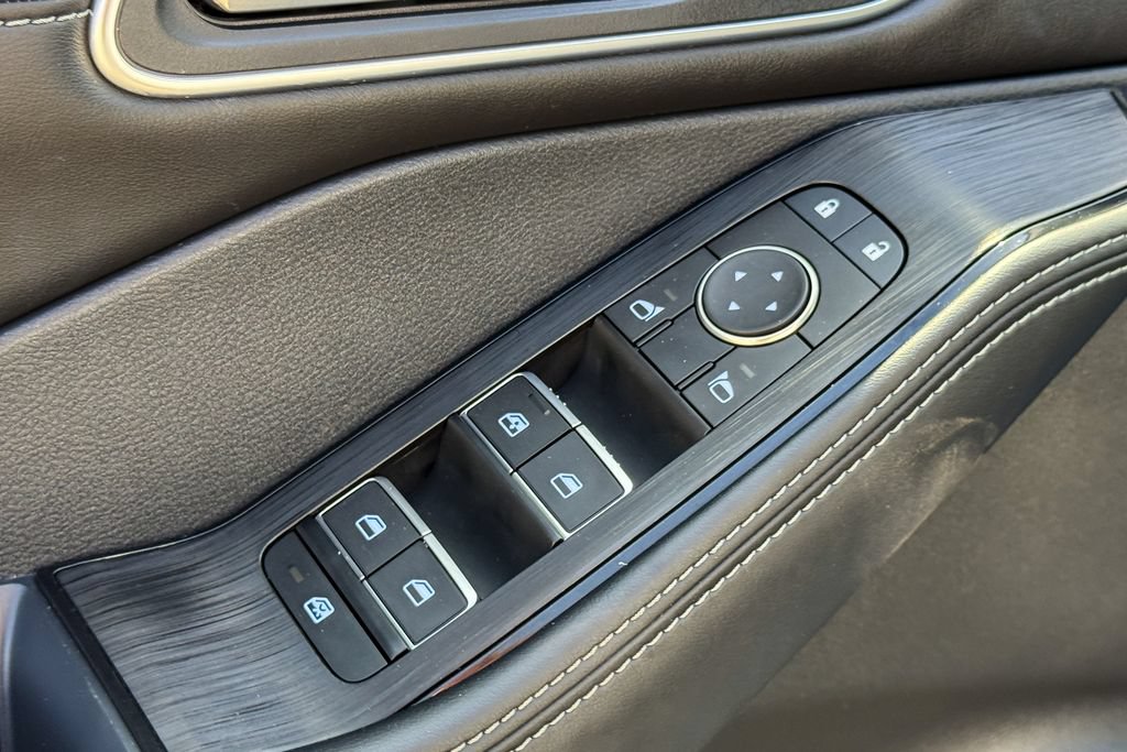 Used 2024 Nissan Rogue Platinum w/ Platinum Premium Package AWD/4WD image 29