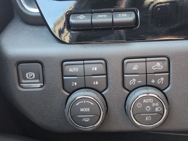 Used 2026 Chevrolet Silverado 3500 High Country w/ High Country Premium Package AWD/4WD image 21